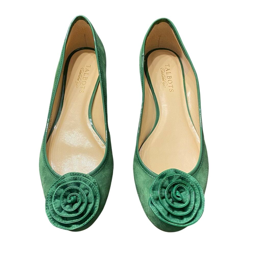 Talbots Green Suede Rosette Ballet Flats 8 AA Narrow Leather Flower Trim Classic